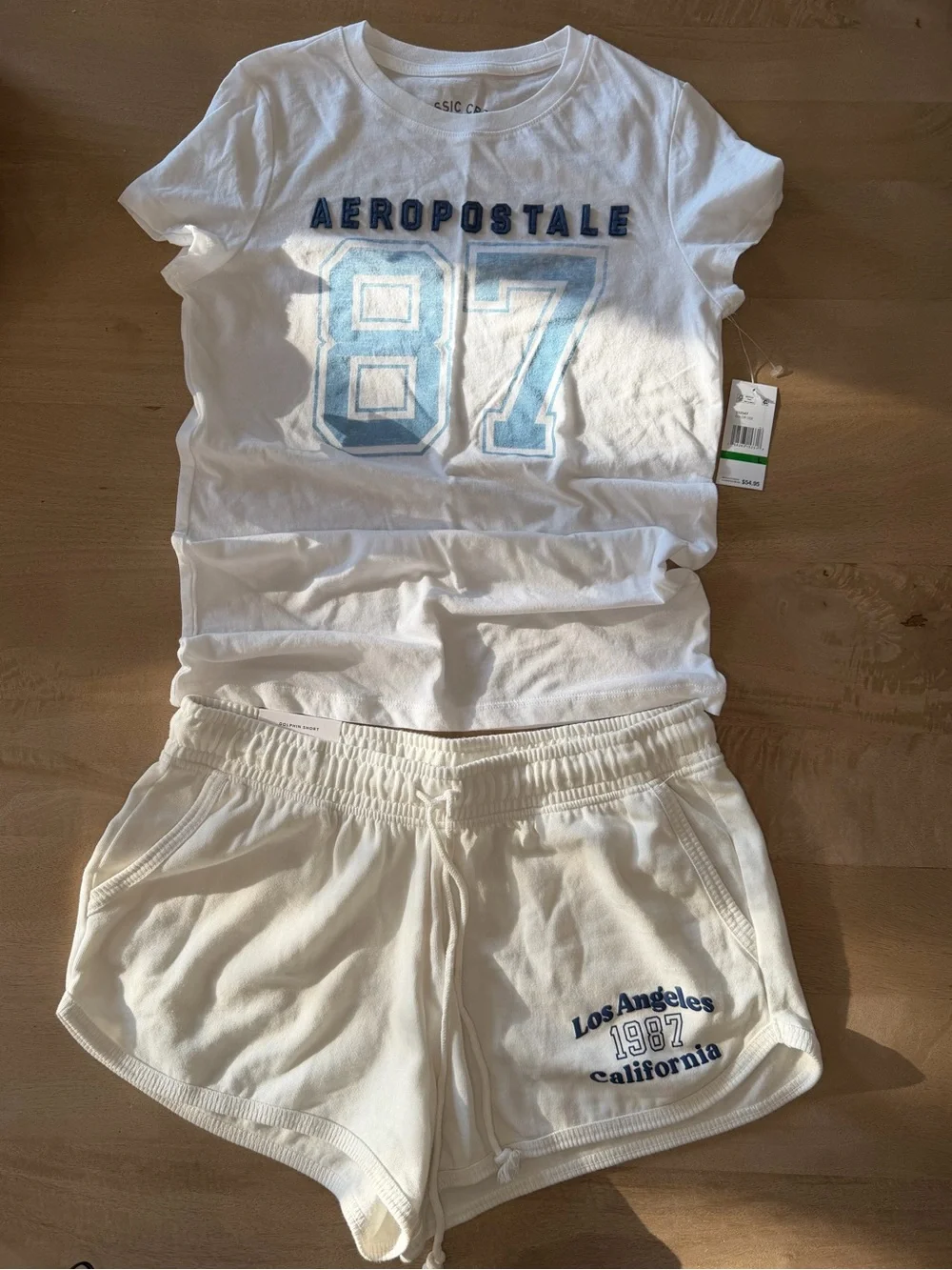 Aeropostale crisp white